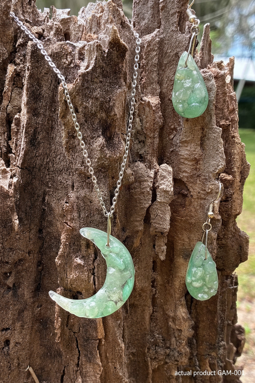 Green Aventurine Crescent Moon Set — Necklace & Earrings GAM-001