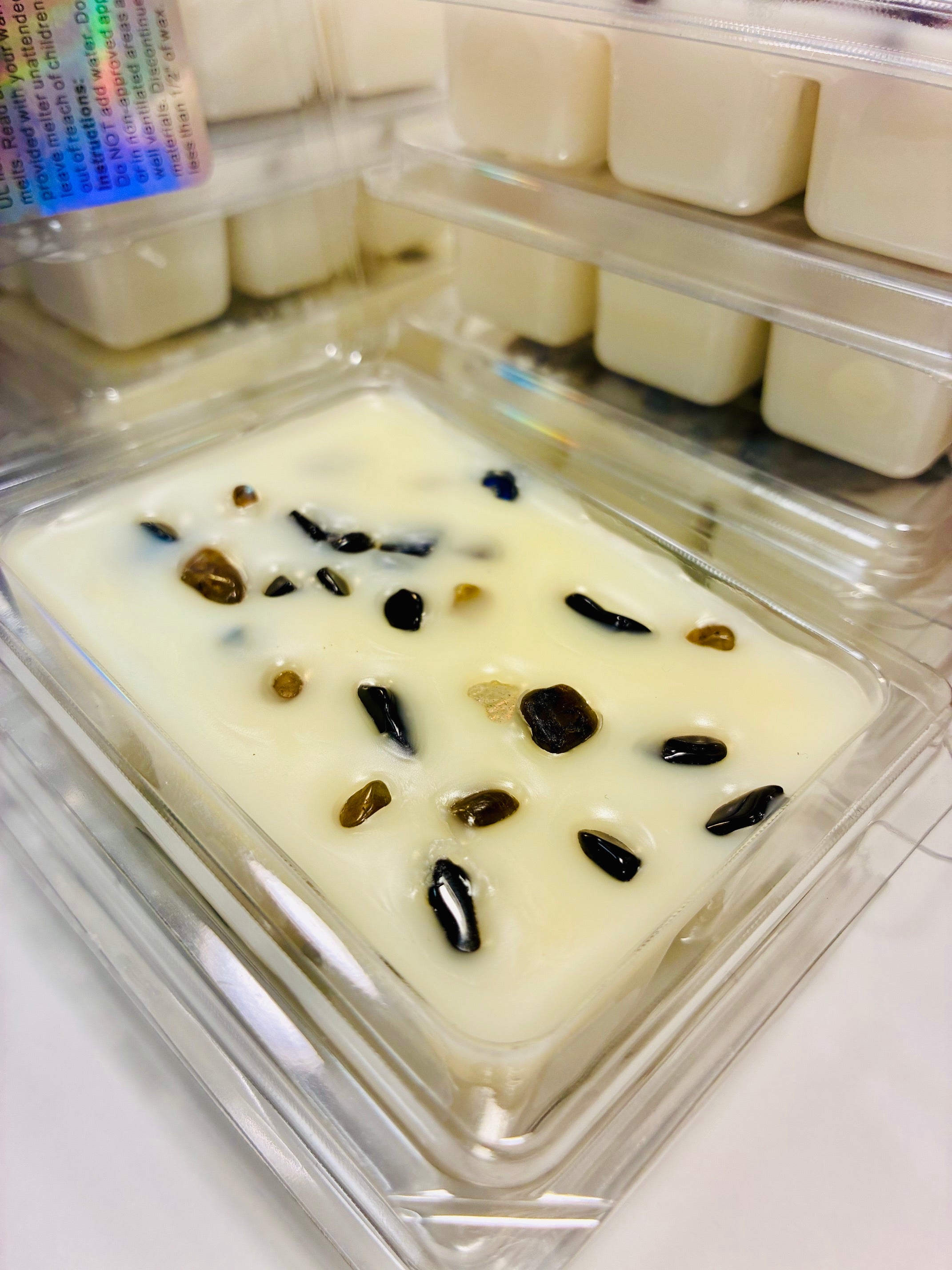 Jasmine Berry Crystal Wax Melt — Smoky Quartz & Black Obsidian